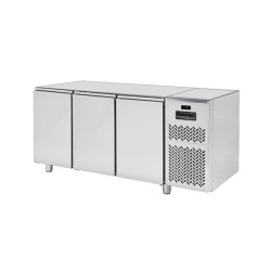 3 Doors 600 Remote Chiller counter PLUS PPCT603GNMRSPFL No Worktop