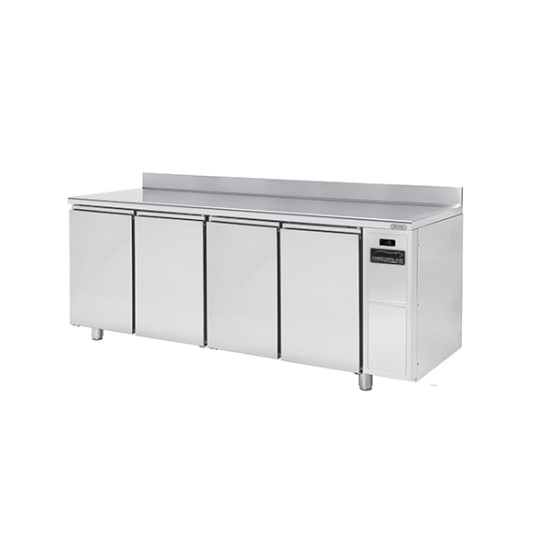 4 Doors 700 Remote Slim Refrigerated counter PLUS PPCT704GNSRALFL Splashback